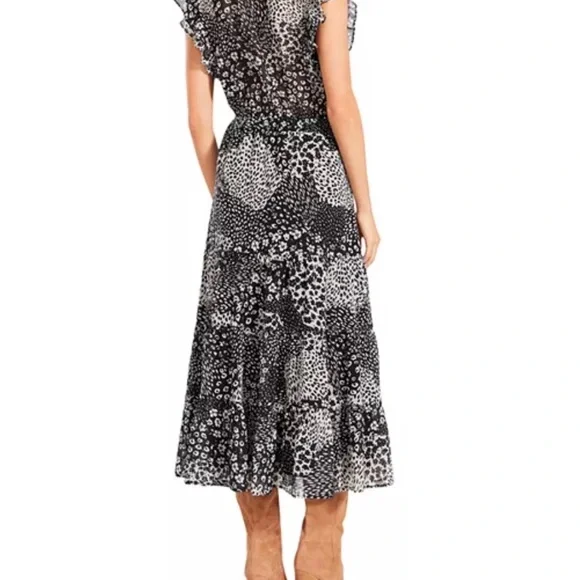 BB DAKOTA by STEVE MADDEN
Mix Degrees Midi Dress Size Large - Picture 4 of 11